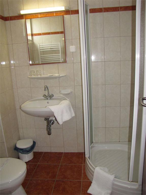 Hotel Kristaly Hajdúszoboszló Exteriör bild