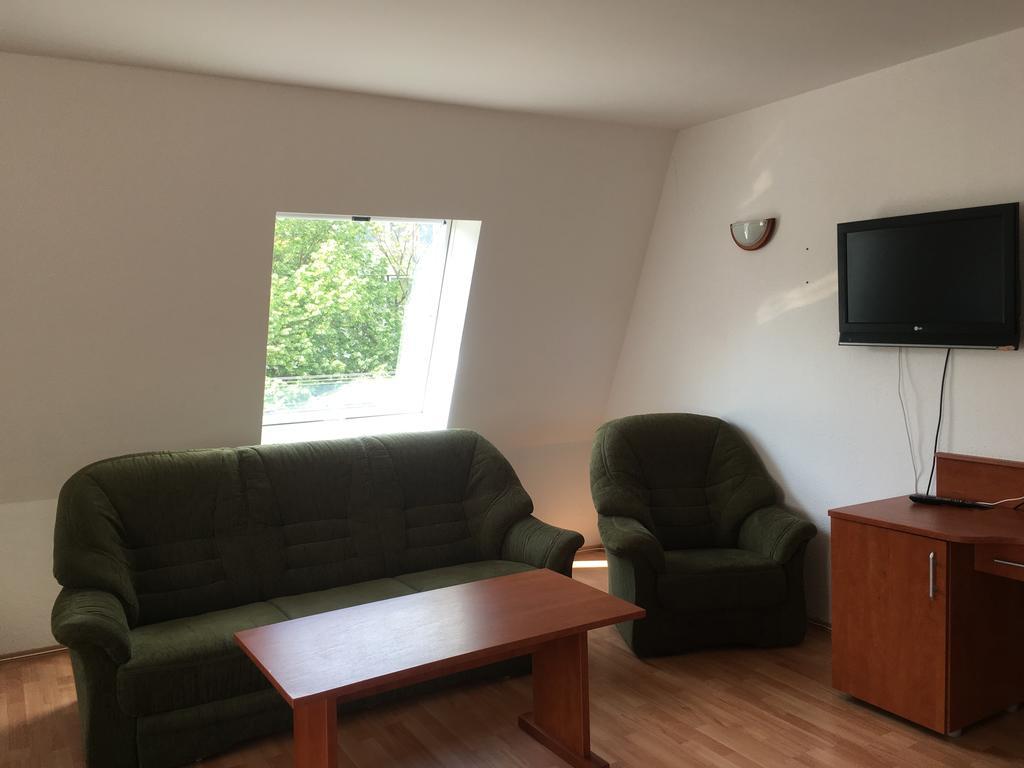 Hotel Kristaly Hajdúszoboszló Exteriör bild