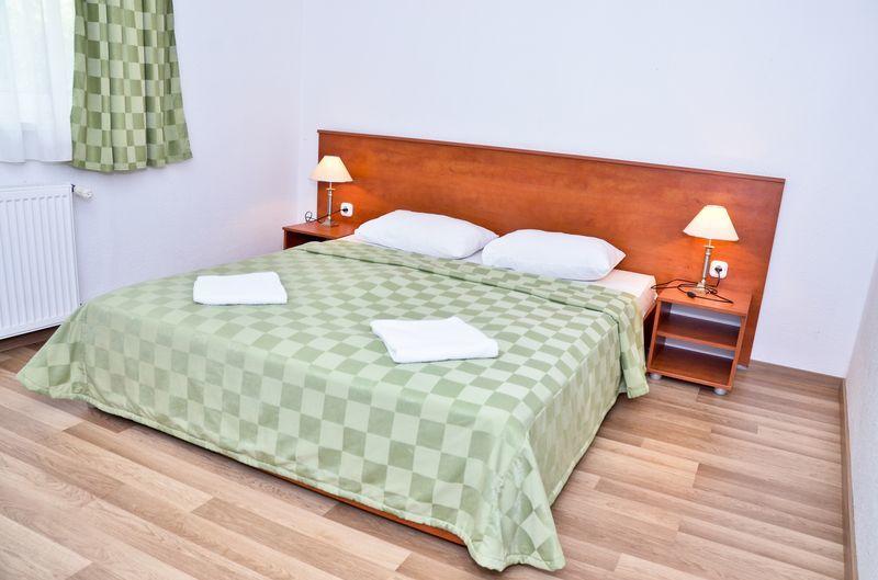 Hotel Kristaly Hajdúszoboszló Exteriör bild