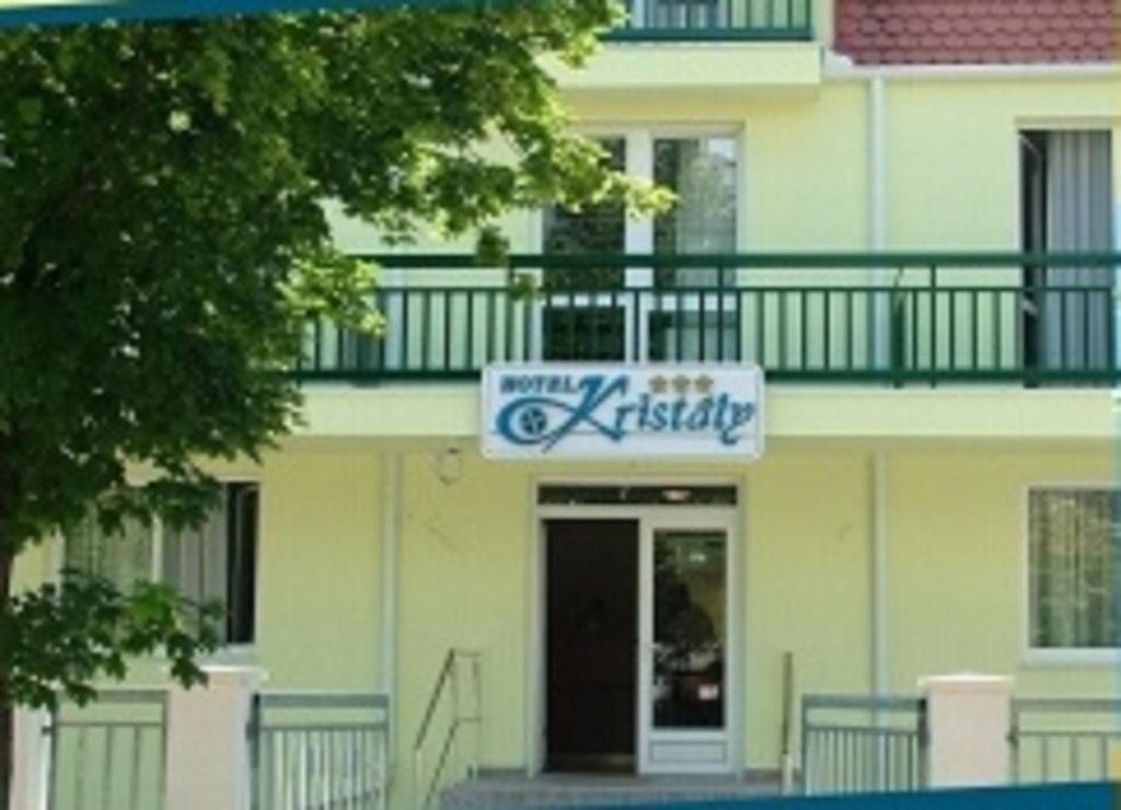 Hotel Kristaly Hajdúszoboszló Exteriör bild